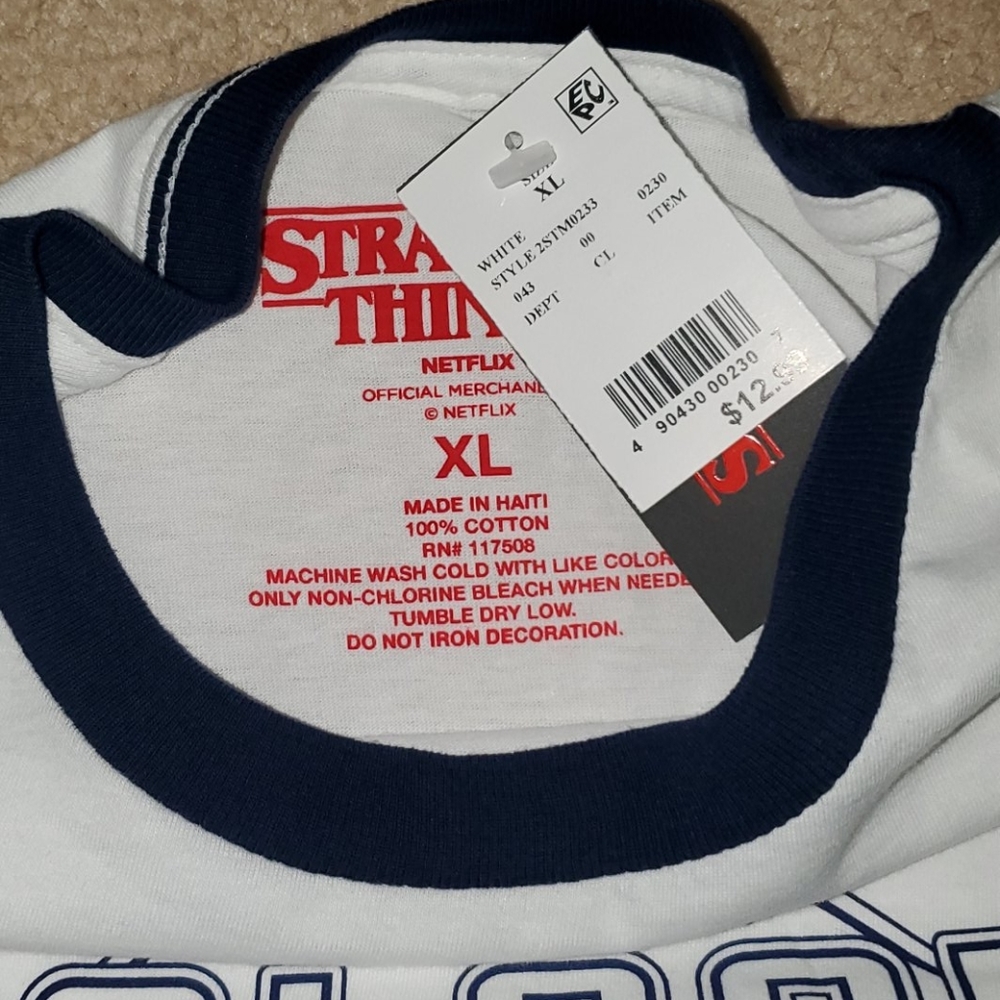 Stranger Things Tee - Picture 2 of 2